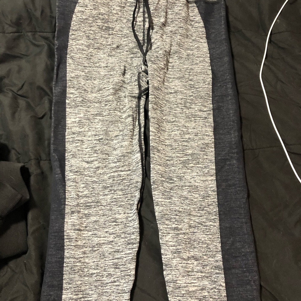 Victoria Secerts PINK activewear jogger leggings